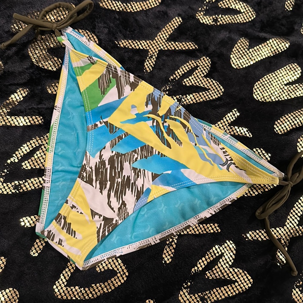 hurley swim bottoms, large teal yellow dark green white